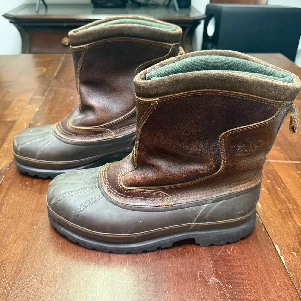 Sorel Kittson Pull-On Boots Mens Size 11 Brown Leather Waterproof Duck Boots